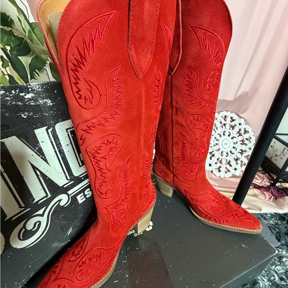 Red Western Cowboy Boots by Dingo, Suede, Evita. NIB. Women's Size 8 - Picture 10 of 13